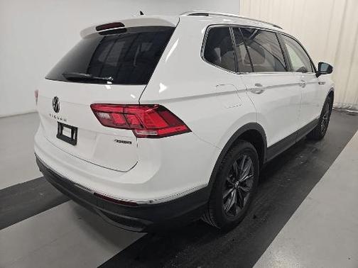 2022 Volkswagen Tiguan 2.0T SE 4MOTION