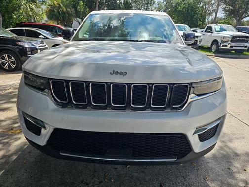 2023 Jeep Grand Cherokee Limited X