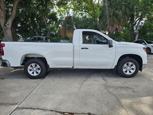 2022 Chevrolet Silverado 1500 WT