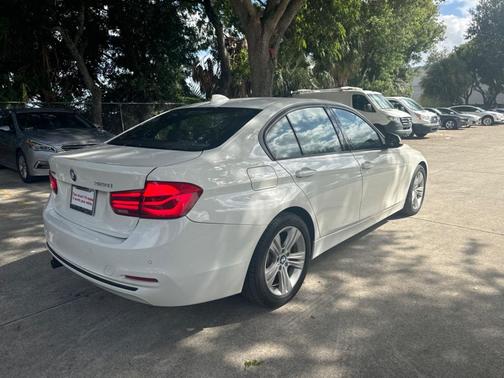 2016 BMW 328 i xDrive