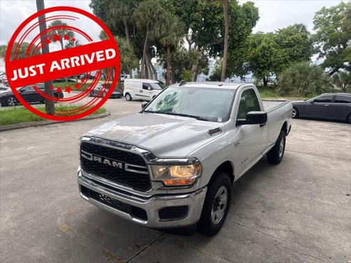 2020 RAM 2500 Tradesman Regular Cab 4X2 8' Box