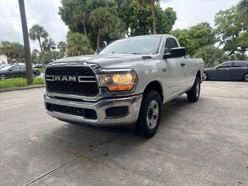2020 RAM 2500 Tradesman Regular Cab 4X2 8' Box