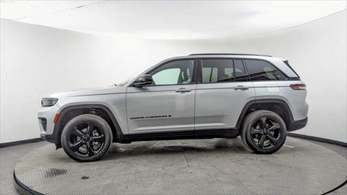 2024 Jeep Grand Cherokee Altitude