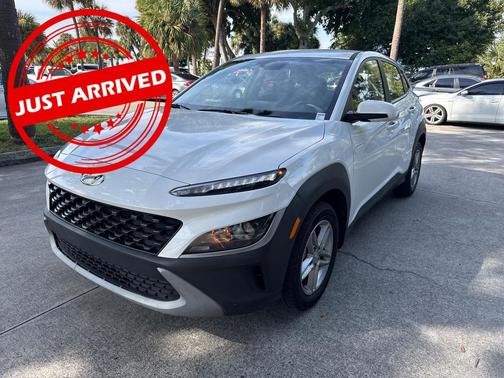 2023 Hyundai KONA SE
