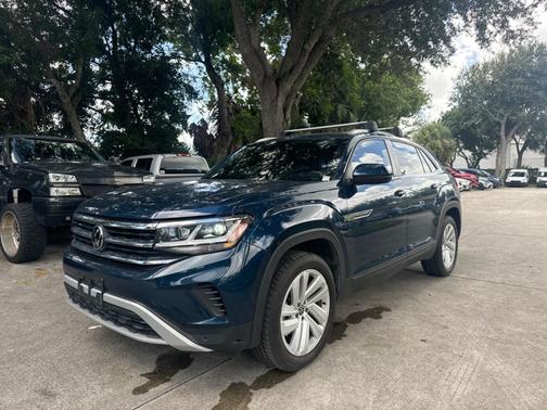 2023 Volkswagen Atlas Cross Sport 2.0T SE w/Technology