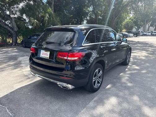 2019 Mercedes-Benz GLC 300 Base