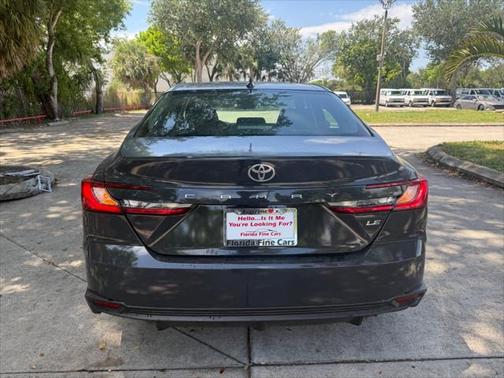 2025 Toyota Camry LE
