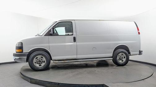 Summit White 2018 GMC Savana 2500 Work Van