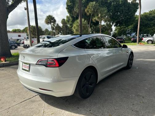 2020 Tesla Model 3 Standard Range Plus