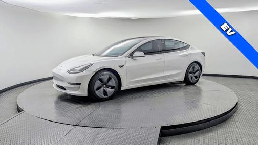 2020 Tesla Model 3 Standard Range Plus