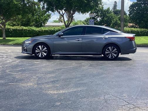2019 Nissan Altima 2.5 SV