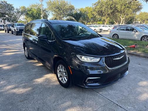2021 Chrysler Pacifica Touring L