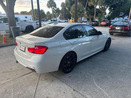 2017 BMW 330 i