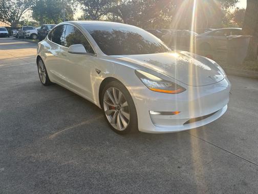 2019 Tesla Model 3 Long Range