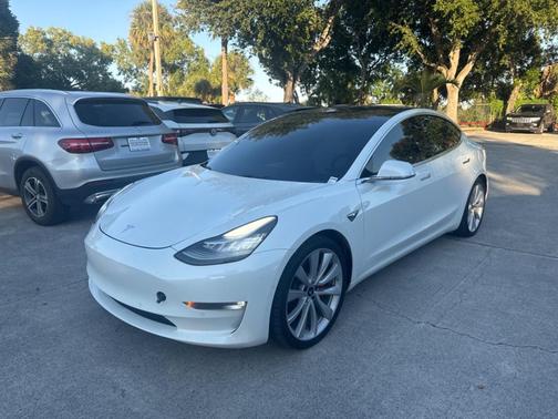 2019 Tesla Model 3 Long Range