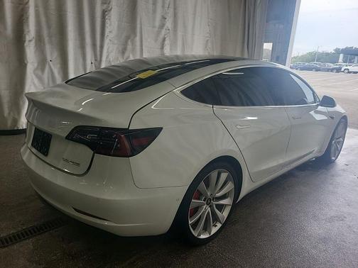 2019 Tesla Model 3 Long Range