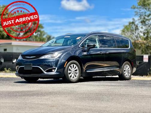 2019 Chrysler Pacifica Touring L