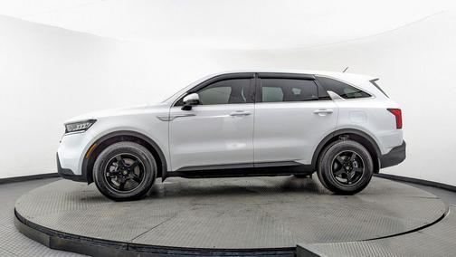 2022 Kia Sorento LX