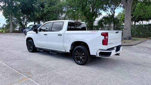 Summit White 2021 Chevrolet Silverado 1500 Custom
