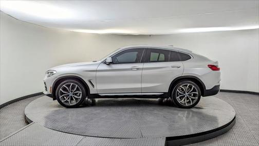 2021 BMW X4 xDrive30i