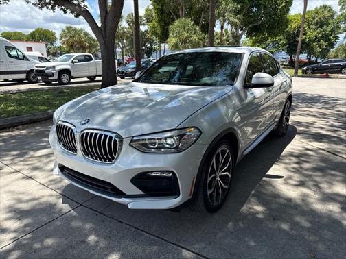2021 BMW X4 xDrive30i