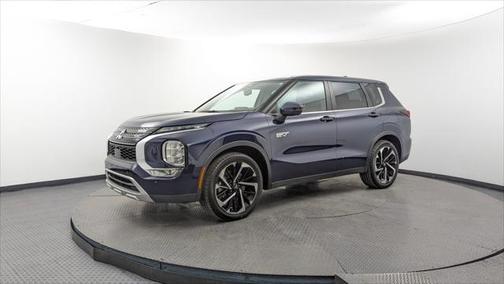 2023 Mitsubishi Outlander PHEV SE S-AWC