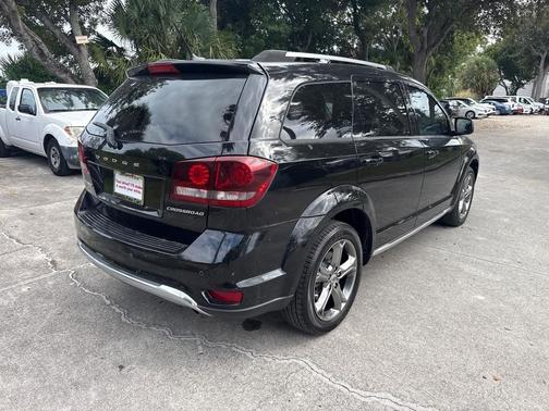 2018 Dodge Journey Crossroad