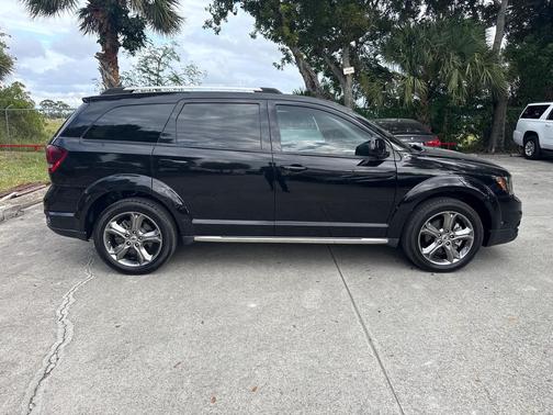 2018 Dodge Journey Crossroad
