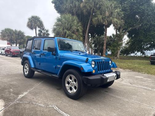 2015 Jeep Wrangler Unlimited Sahara