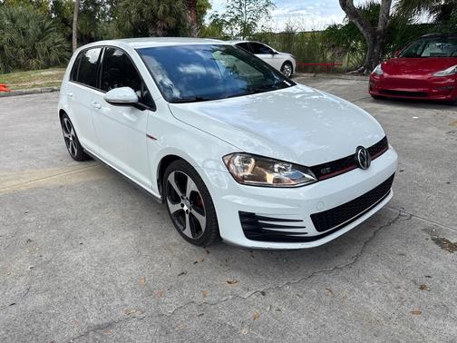 2017 Volkswagen Golf GTI 2.0T S 4-Door