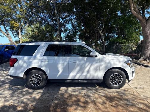 2024 Ford Expedition XLT