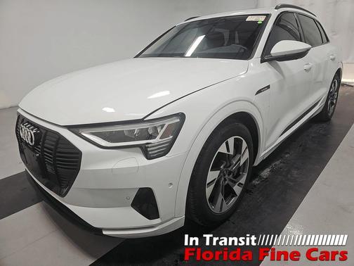 2021 Audi e-tron Premium