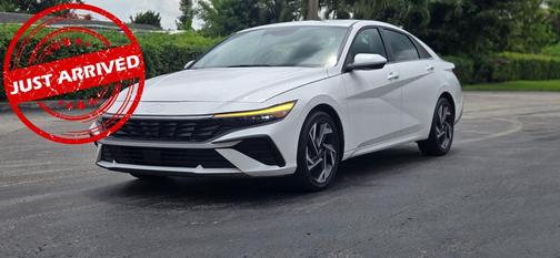 2025 Hyundai ELANTRA SEL