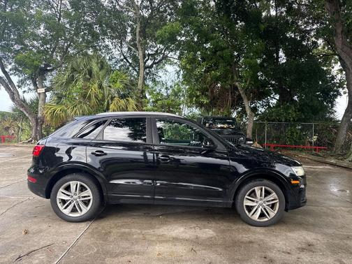 Brilliant Black 2017 Audi Q3 PREMIUM