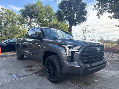 2023 Toyota Tundra SR5