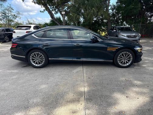 2023 Genesis G80 2.5T