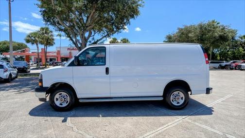 2023 GMC Savana 2500 Work Van