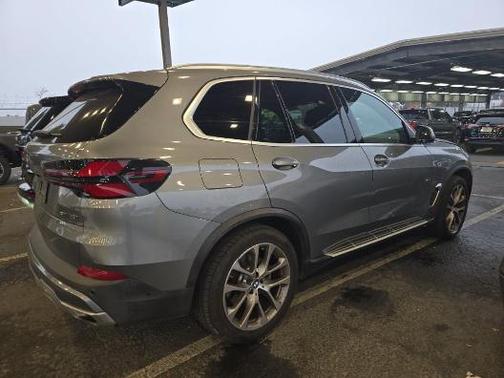 2025 BMW X5 sDrive40i