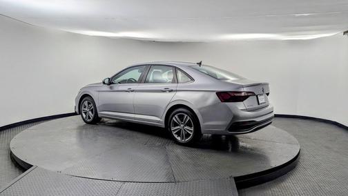 2024 Volkswagen Jetta 1.4T SE