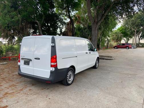 2020 Mercedes-Benz Metris Base