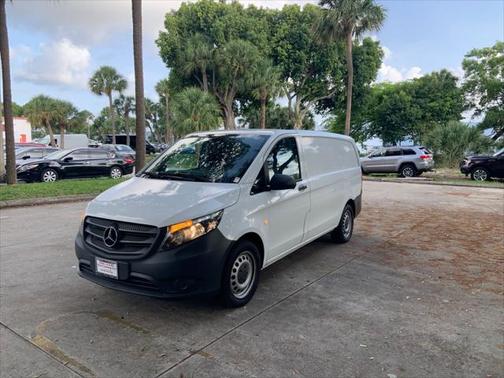 2020 Mercedes-Benz Metris Base