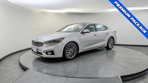 2018 Kia Cadenza Premium