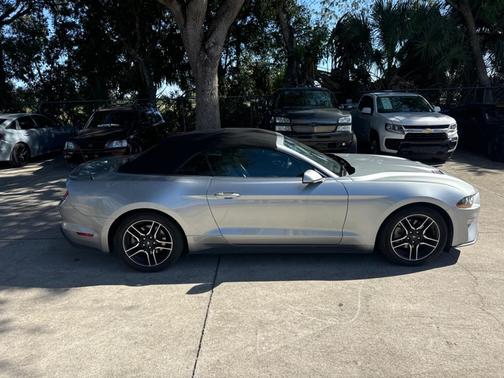 2023 Ford Mustang EcoBoost Premium