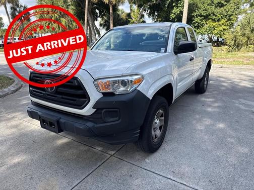 2019 Toyota Tacoma SR