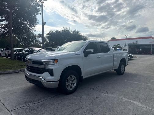 2024 Chevrolet Silverado 1500 LT