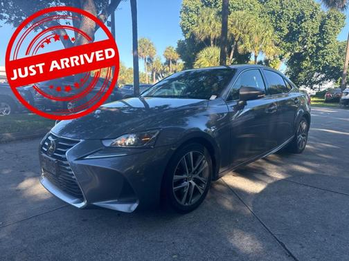 2018 Lexus IS 300 Base