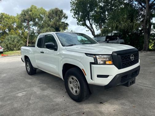 2024 Nissan Frontier S