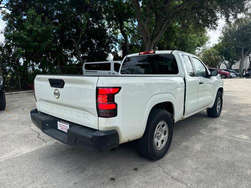 2024 Nissan Frontier S