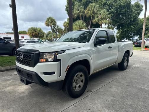 2024 Nissan Frontier S