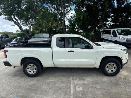 2024 Nissan Frontier S